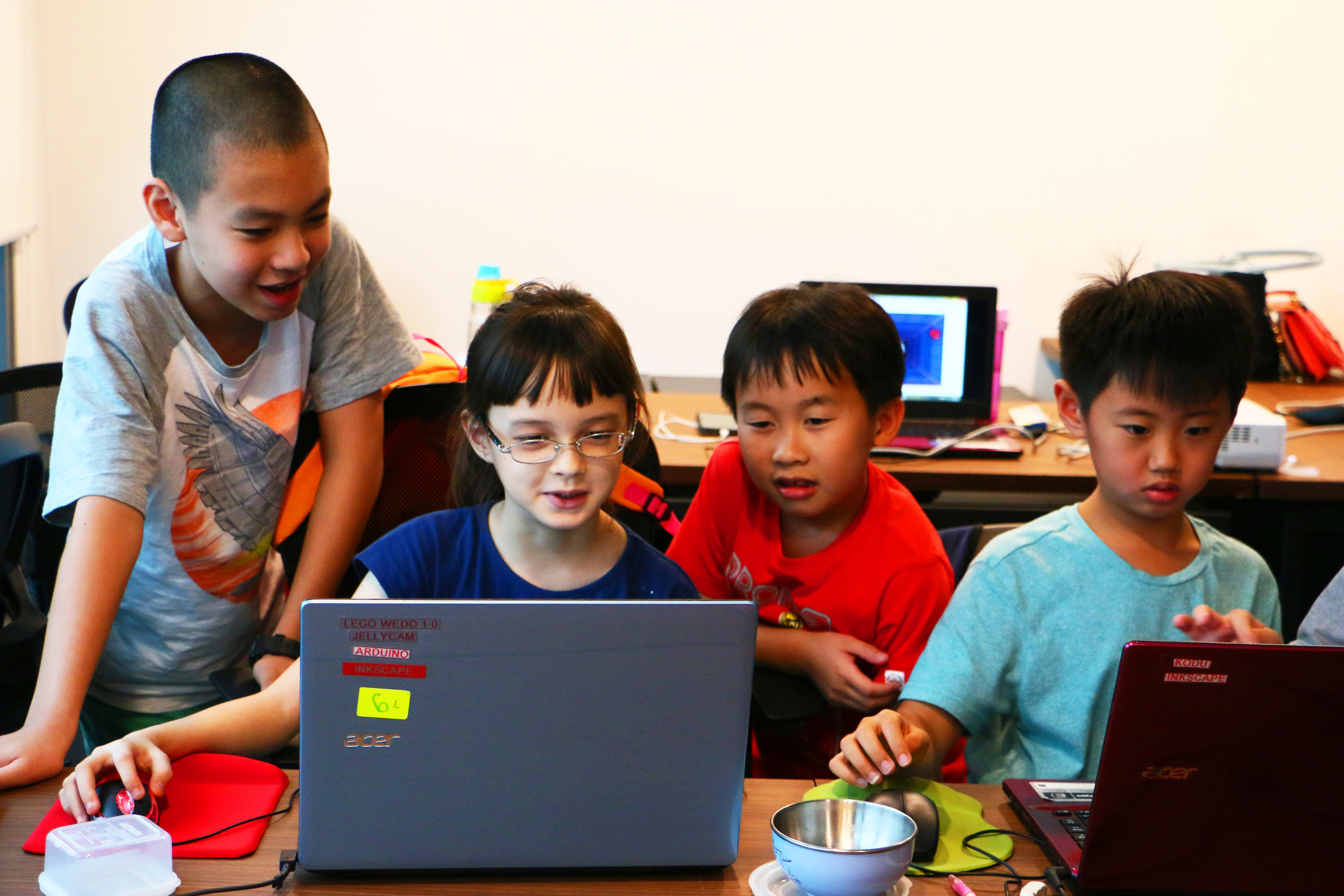 3 Free, Fun & Easy Ways For Kids to Learn Programming